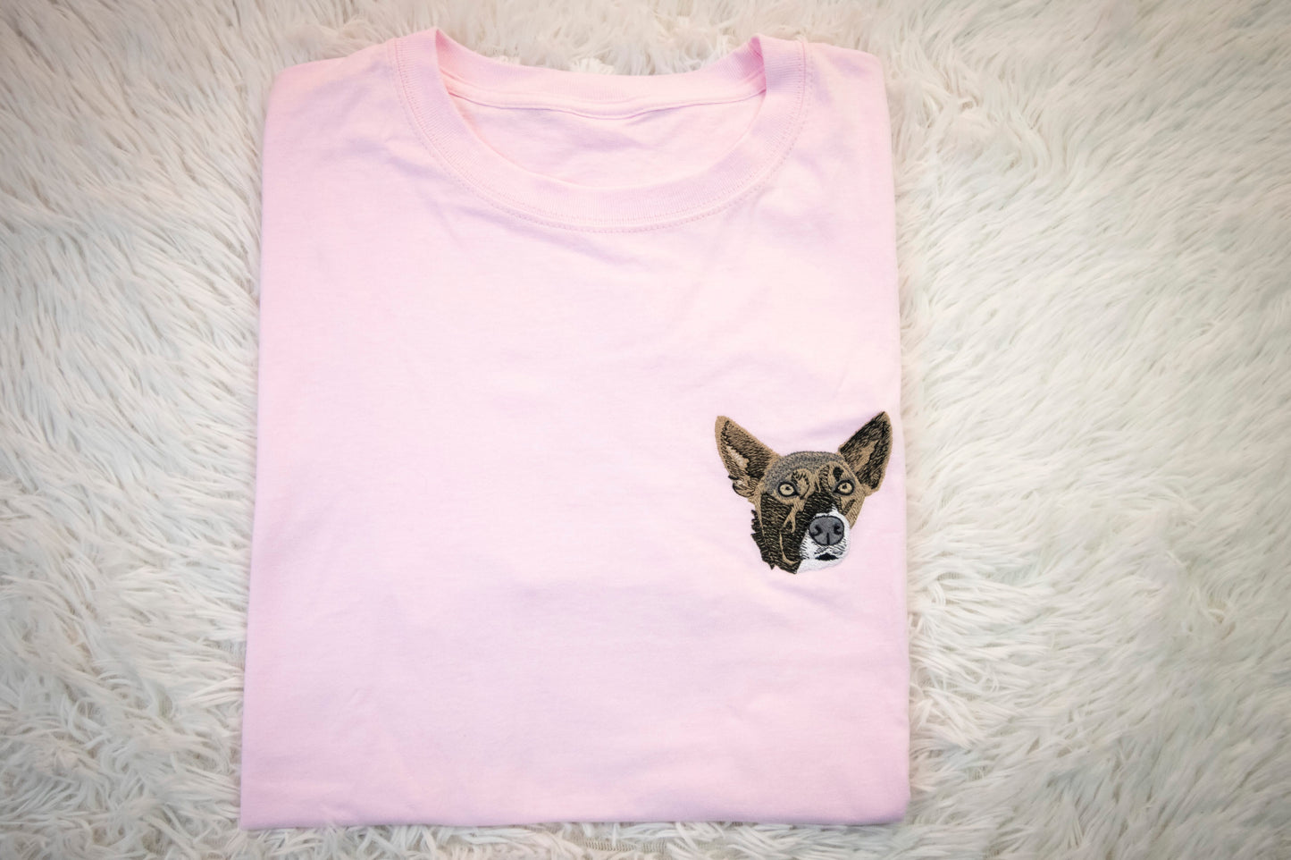 Remera bordada personalizada